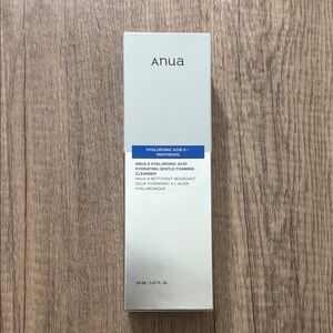 Anua Hydrating Foaming Cleanser